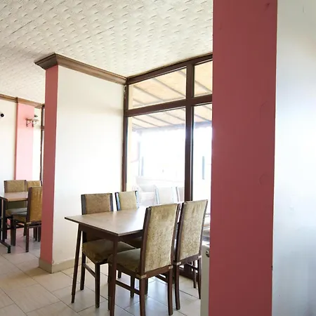 Center Cave Casa de hóspedes *